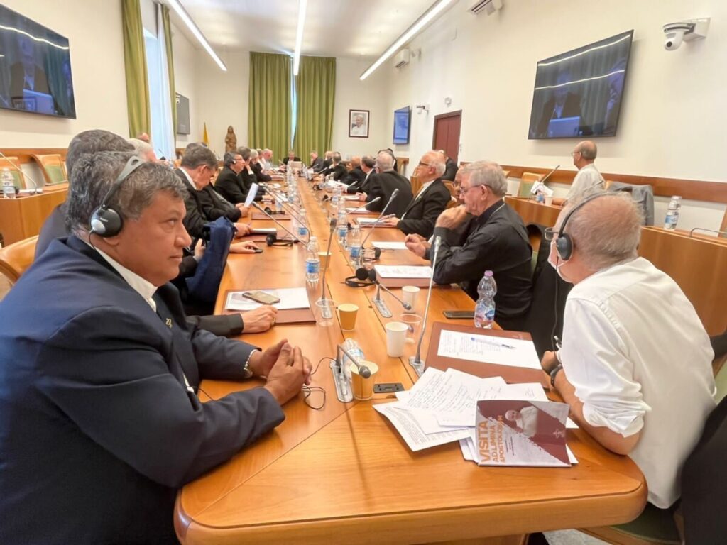 Em Roma, Bispos paulistas vão a dicastérios que tratam da transmissão da fé e da vida consagrada - Jornal O São Paulo