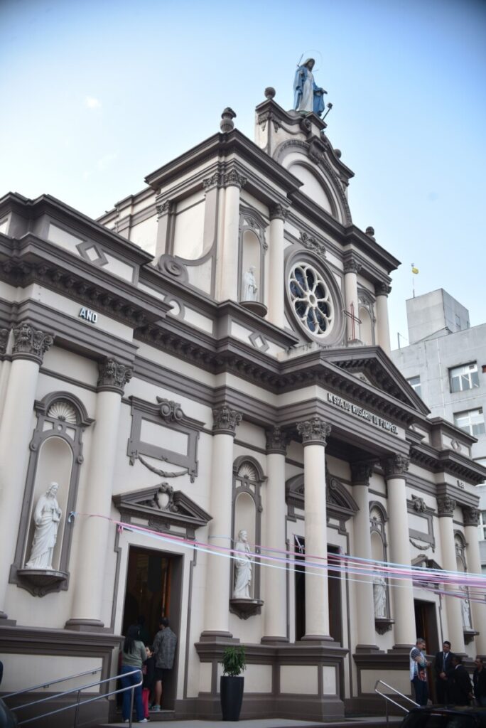 Cardeal Scherer dedica Igreja Nossa Senhora do Rosário de Pompeia e seu novo altar - Jornal O São Paulo