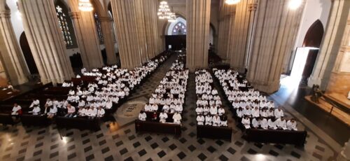 Na Sé, ministros extraordinários da Sagrada Comunhão participam de encontro - Jornal O São Paulo