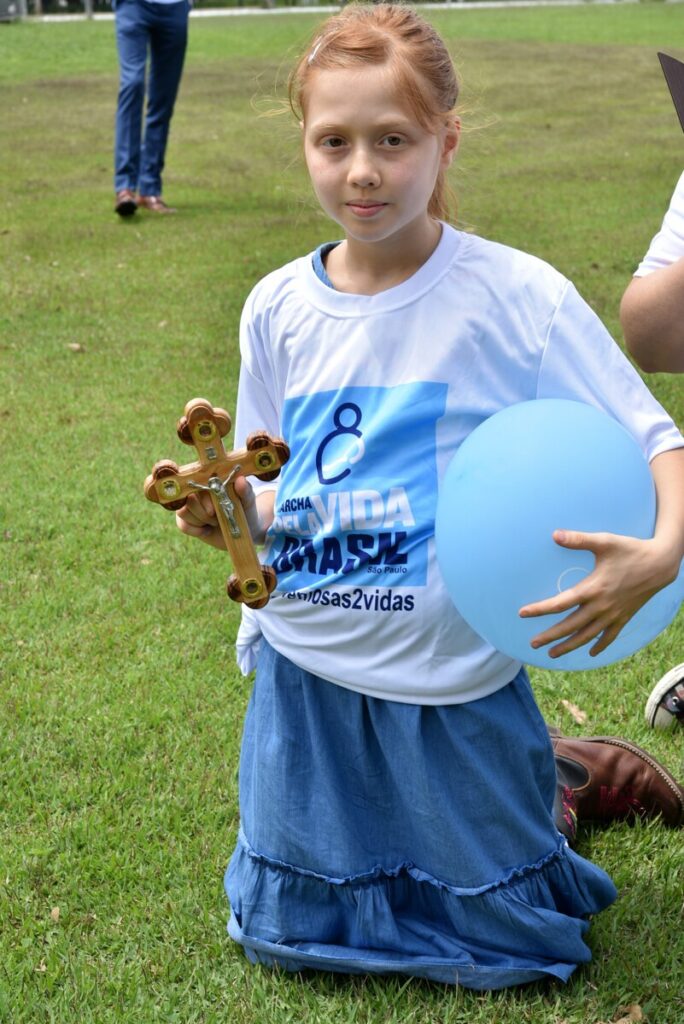 Caminhada reforça defesa da vida, da concepção até o seu fim natural - Jornal O São Paulo