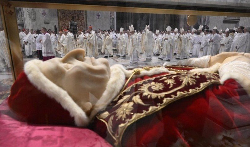 O Papa: o Concílio nos ensina a estar no mundo como servidores do Reino de Deus - Jornal O São Paulo