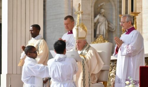 Papa Francisco canoniza Scalabrini e Zatti, santos que admira pessoalmente - Jornal O São Paulo