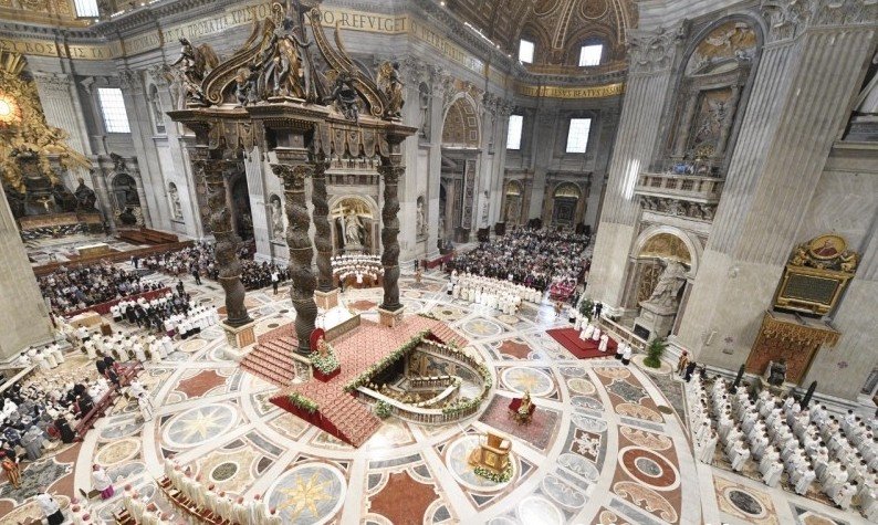 Nos 60 anos do Concílio Vaticano II, Francisco pede unidade na Igreja - Jornal O São Paulo