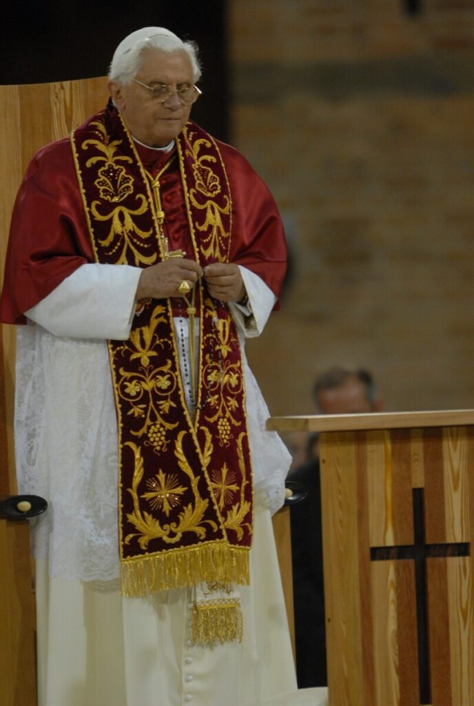 A oração dos católicos da Ásia pelo Papa Emérito Bento XVI - Jornal O São Paulo