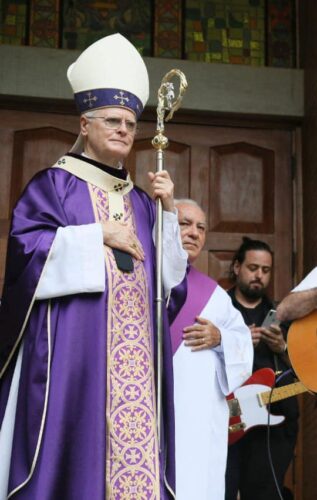 Dom Odilo abençoa praça revitalizada no bairro de Mirandópolis - Jornal O São Paulo