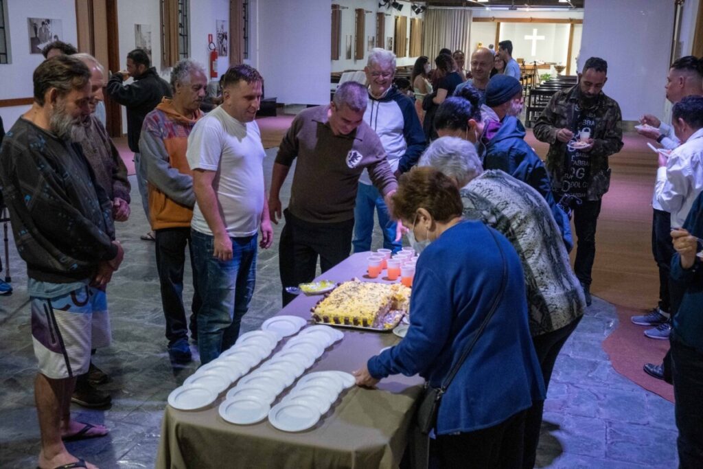 À espera do Menino Jesus, católicos se unem na oração e na caridade - Jornal O São Paulo