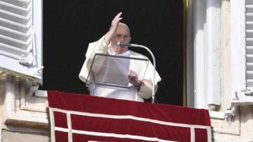 Papa no Angelus: nas crises não ceder à raiva, Deus abre novos caminhos - Jornal O São Paulo