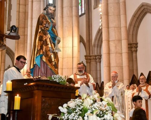 ‘Que São Paulo Apóstolo nos contagie com seu vigor e coragem para a realização do bem’