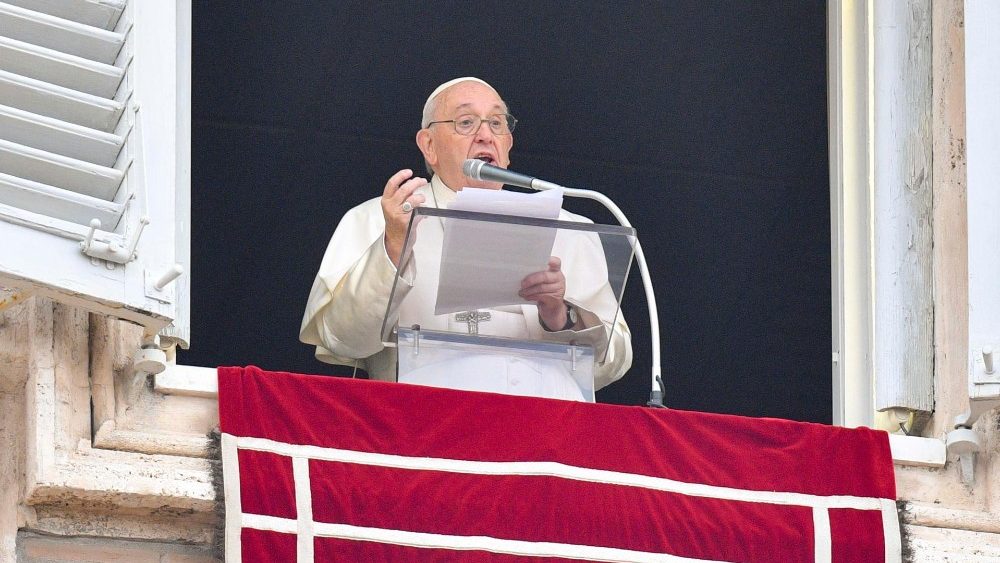 Papa na Epifania: encontrar a grandeza na pequenez que Deus tanto ama - Jornal O São Paulo