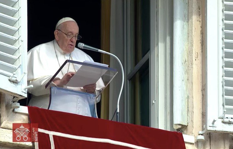 Papa: ‘Que Maria nos ajude a dizer, como ela, um sim pleno a Deus’ - Jornal O São Paulo