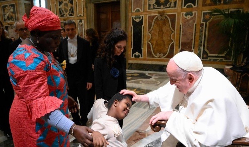 Francisco: proximidade aos últimos, uma das qualidades de Deus - Jornal O São Paulo