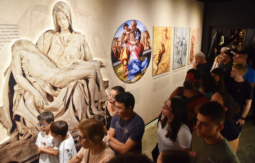 Exposição imersiva da Capela Sistina e afrescos de Michelangelo podem ser conferidos no MIS Experience - Jornal O São Paulo