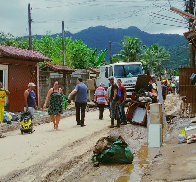 Paróquias da Diocese de Caraguatatuba (SP) recolhem donativos para afetados pelas chuvas - Jornal O São Paulo