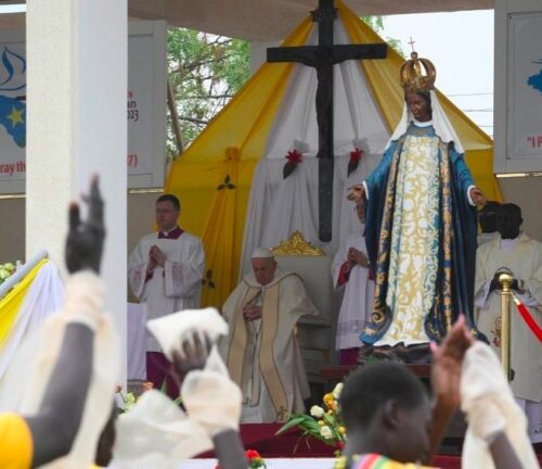Papa no Sudão do Sul: ‘Aprendamos a colocar nas feridas o sal do perdão’ - Jornal O São Paulo