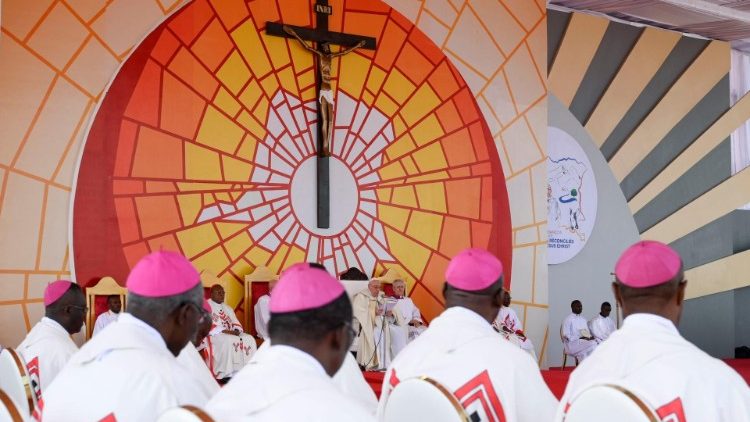 Papa no Congo: limpar o coração da ira, dos remorsos, de todo o rancor e ódio - Jornal O São Paulo