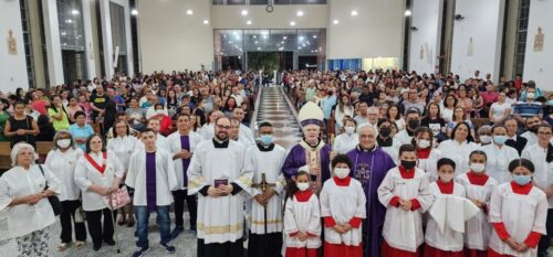 Em missa na Região Santana, Dom Odilo pede a fiéis que ajudem as pessoas que passam fome - Jornal O São Paulo