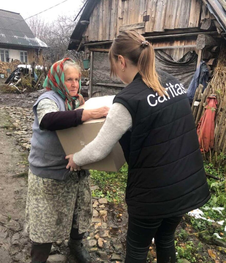Em meio às dores da guerra, a Igreja estende as mãos à população ucraniana - Jornal O São Paulo