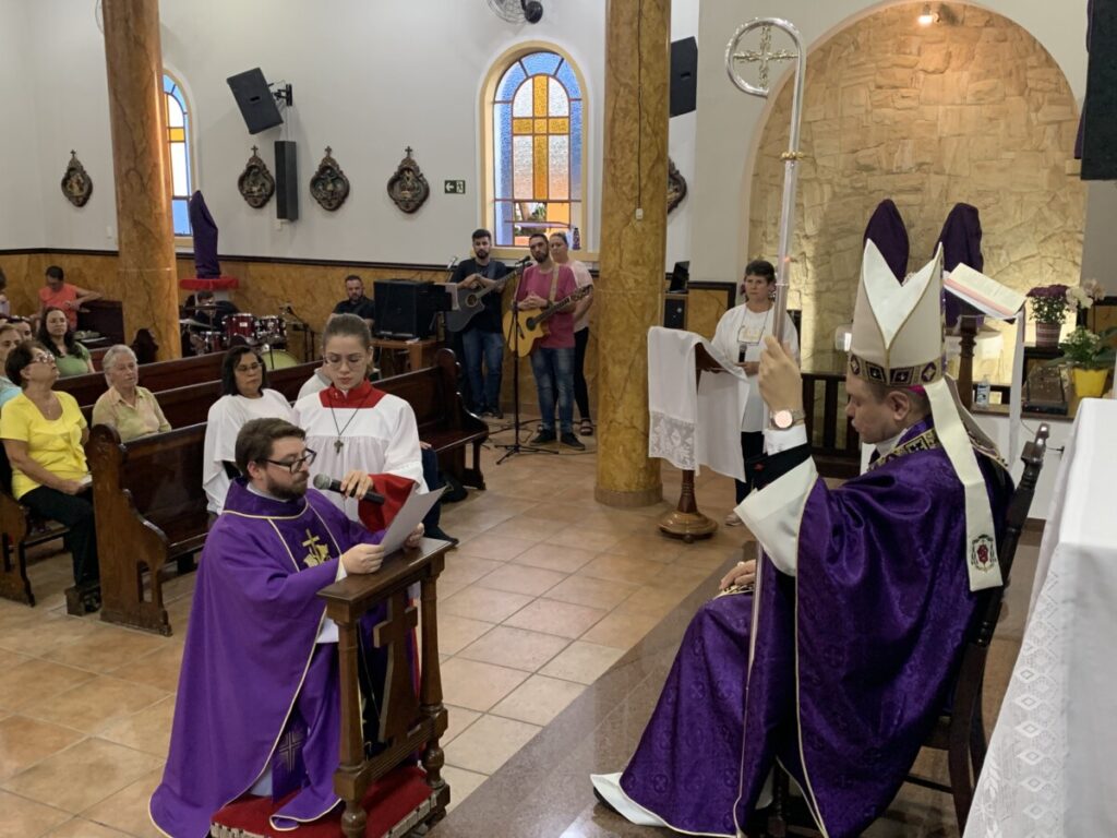 Na Região Belém, padres assumem funções em paróquias - Jornal O São Paulo