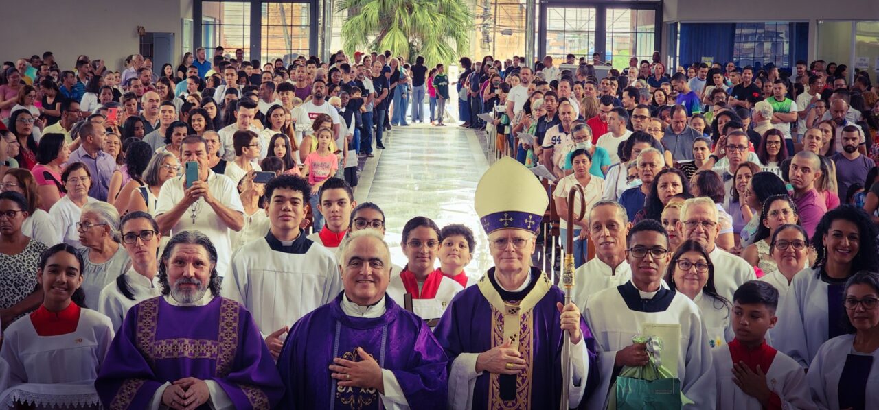 Fiéis de paróquias de Santana rendem graças a Deus por seus padres   - Jornal O São Paulo