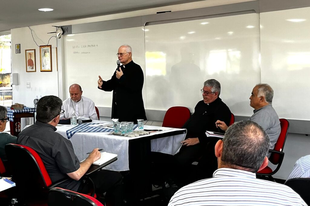 Cardeal Scherer se reúne com o clero atuante na Região Santana - Jornal O São Paulo