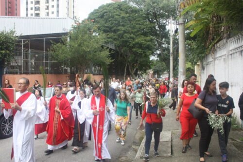 Dom José Benedito faz visita pastoral à Paróquia Santo Alberto Magno  - Jornal O São Paulo