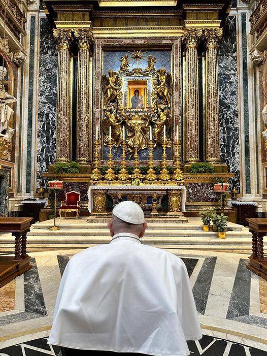 Papa recebe alta hospitalar e visita a Basílica de Santa Maria Maior - Jornal O São Paulo