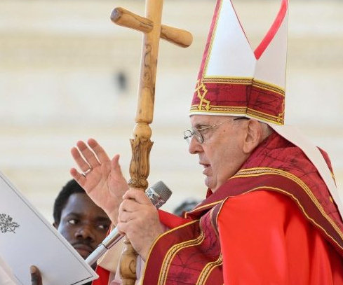 Cristo nos impele a procurá-Lo e amá-Lo nos abandonados, diz o Papa - Jornal O São Paulo