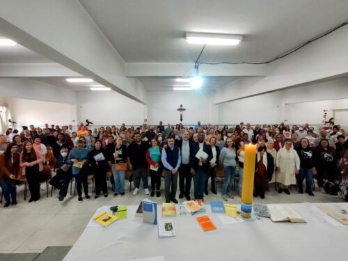 Crismandos e catequistas em destaque na Região Belém - Jornal O São Paulo