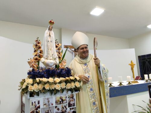 Na Vila Guarani, católicos participam da trezena de Nossa Senhora de Fátima - Jornal O São Paulo