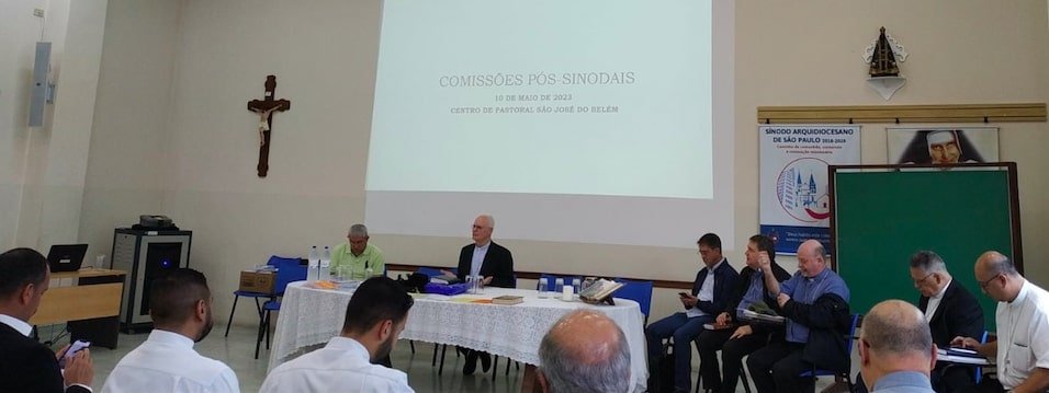 Grupos de trabalho pós-sinodais recebem orientações para elaborar 12 projetos relativos à vida pastoral da Arquidiocese - Jornal O São Paulo