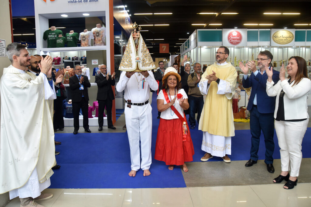 ExpoCatólica reúne fornecedores de produtos e prestadores de serviços em prol da evangelização - Jornal O São Paulo