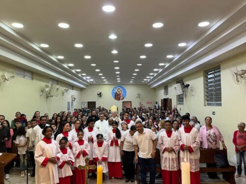 Em visita pastoral, Dom Odilo confirma na fé os católicos de paróquia na Região Brasilândia - Jornal O São Paulo