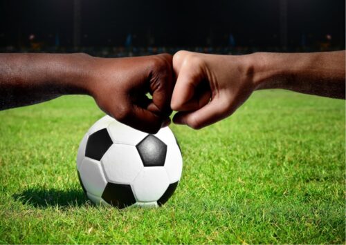 Nossa responsabilidade pessoal diante do racismo no futebol - Jornal O São Paulo