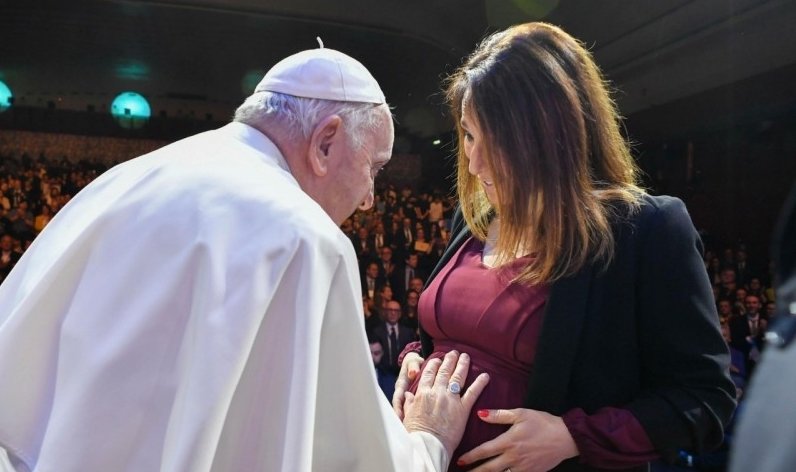 Papa Francisco: ‘A família é o antídoto contra a pobreza e o inverno demográfico’ - Jornal O São Paulo