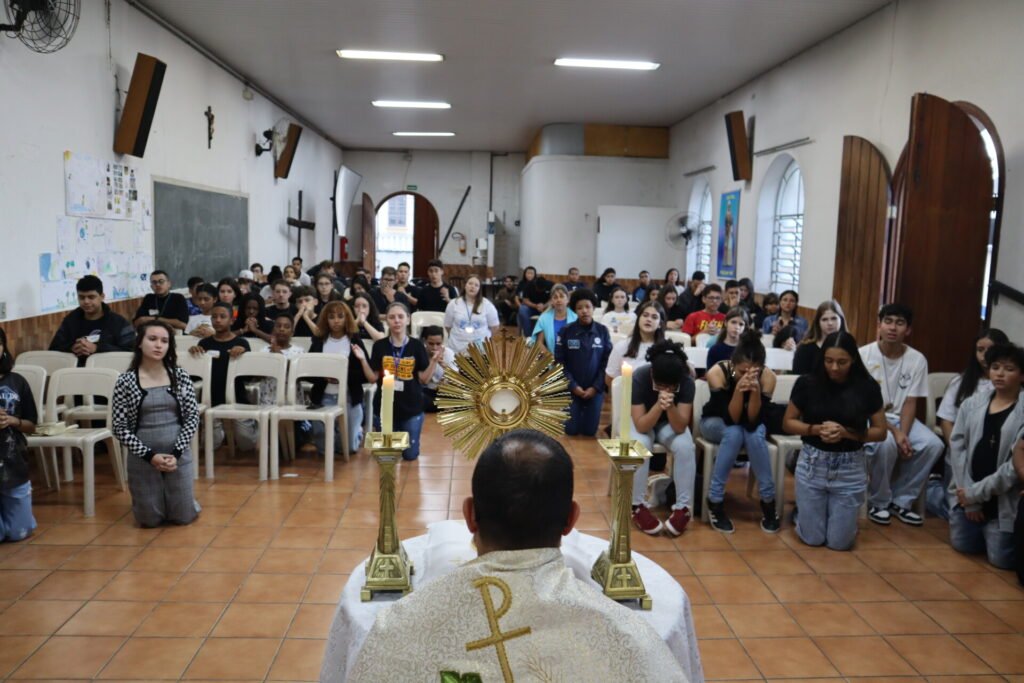 Basílica de Sant’Ana recebe os símbolos da Jornada Mundial da Juventude - Jornal O São Paulo