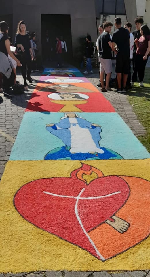 Jesus Eucarístico está no meio de nós - Jornal O São Paulo