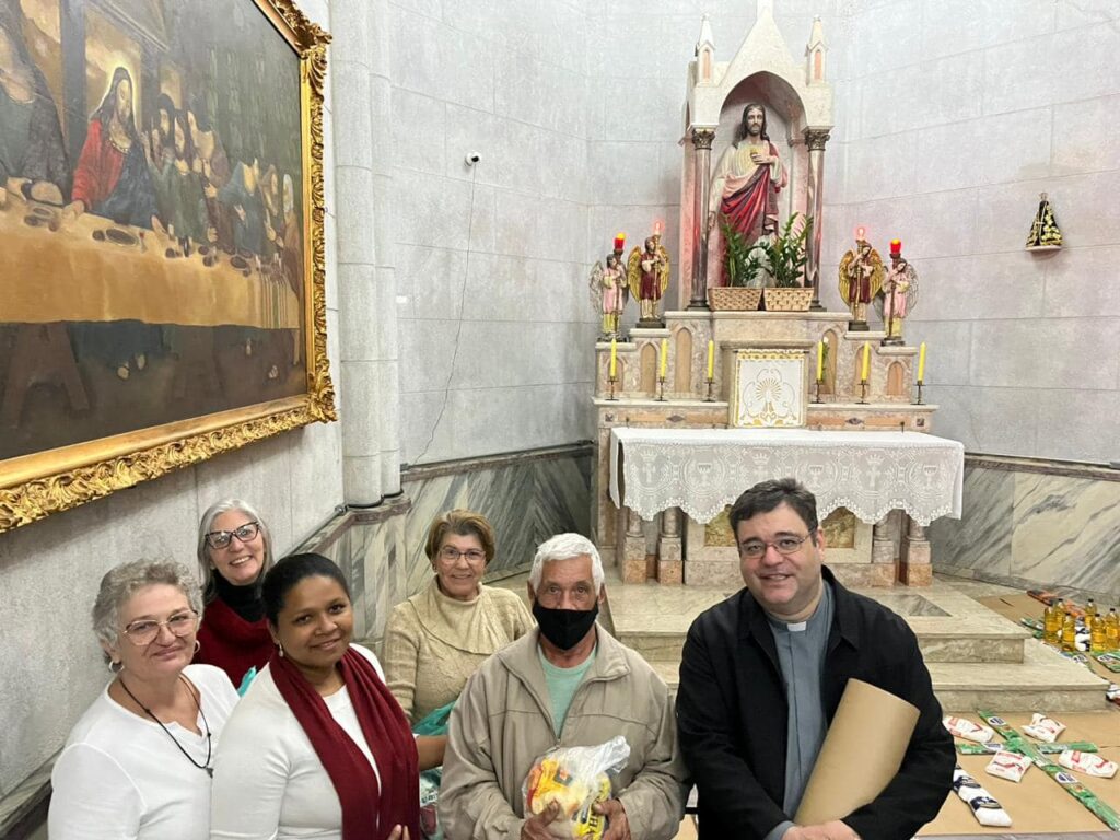 Jesus Eucarístico está no meio de nós - Jornal O São Paulo