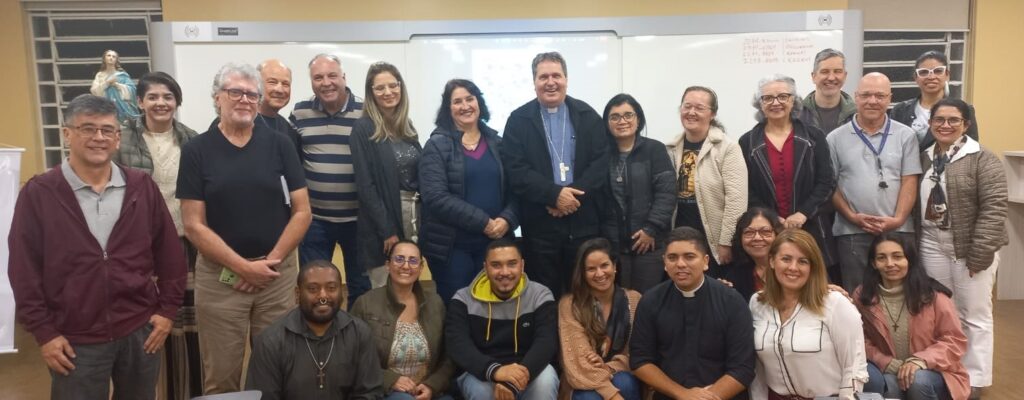 Celebração de Corpus Christi leva centenas de fiéis às ruas da Vila Moraes - Jornal O São Paulo
