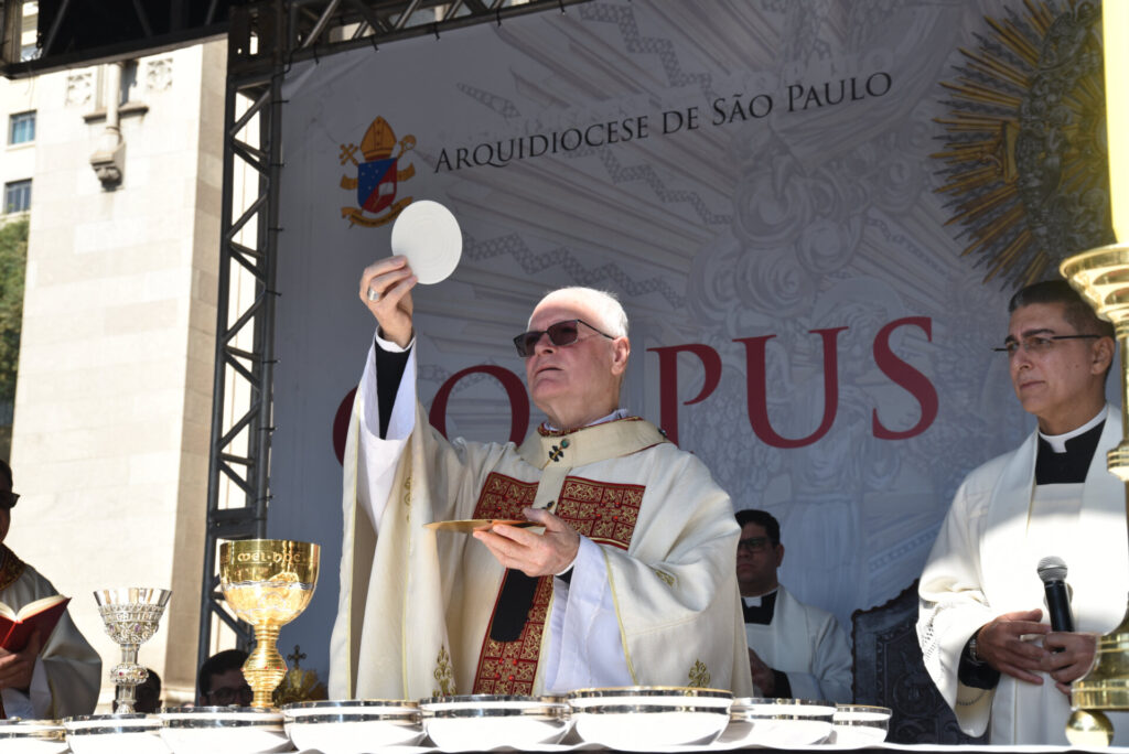 Eucaristia: mistério da fé e sacramento da salvação - Jornal O São Paulo