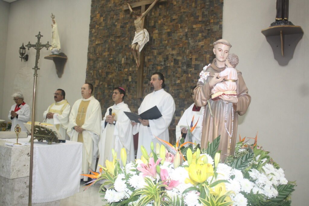 Fiéis do Jardim Bonfiglioli celebram o padroeiro Santo Antônio - Jornal O São Paulo