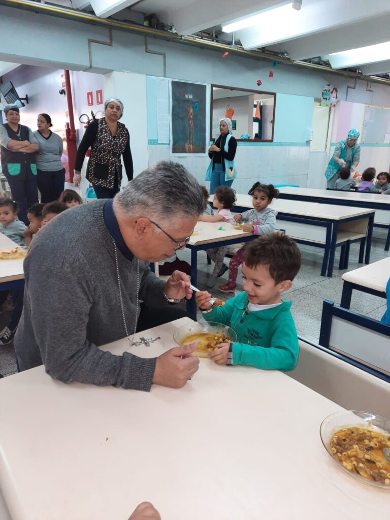 Dom Carlos faz visita pastoral à Paróquia Nossa Senhora das Dores - Jornal O São Paulo