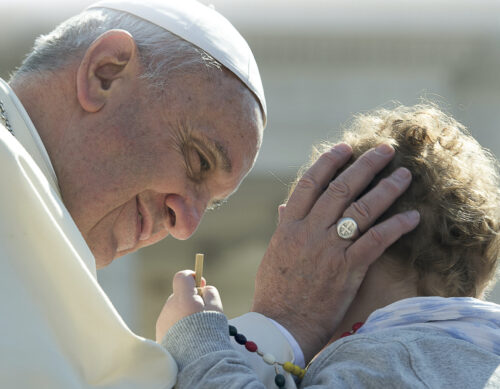 Óbolo de São Pedro, vamos ajudar o Papa Francisco em sua missão - Jornal O São Paulo