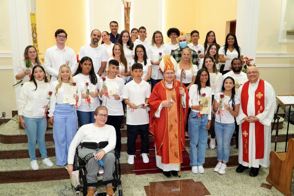 No Ipiranga, semana é marcada por crismas e formações - Jornal O São Paulo