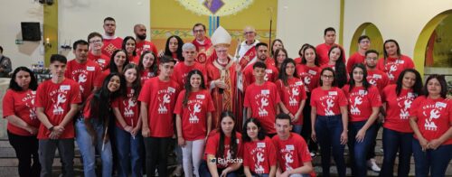 Dom Odilo Scherer confere o sacramento da Crisma na Vila Zatt - Jornal O São Paulo