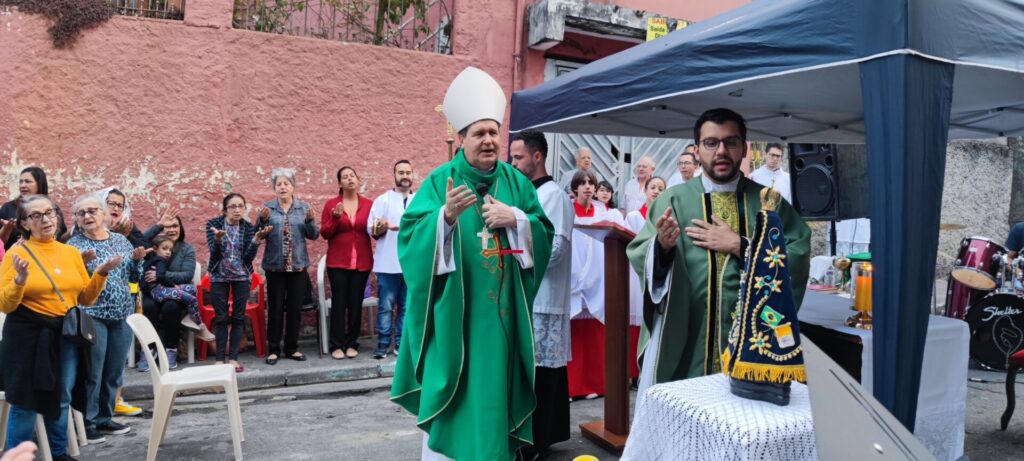 Seminaristas conhecem realidades da Paróquia Santa Ângela e São Serapião - Jornal O São Paulo