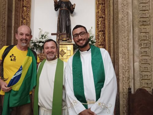 Peregrinos brasileiros são acolhidos em paróquia em Lisboa - Jornal O São Paulo