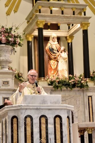 Na Basílica de Sant’Ana, milhares de fiéis festejam a padroeira - Jornal O São Paulo