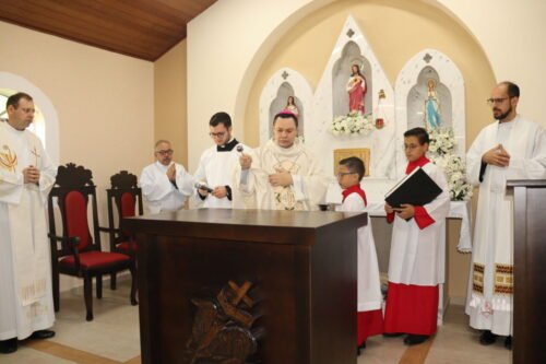 Belém: Altar da Capela Reino do Céu é abençoado em missa festiva - Jornal O São Paulo