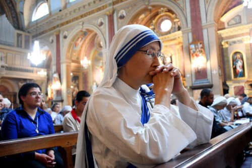 Os religiosos imitam mais de perto a forma de vida do Filho de Deus - Jornal O São Paulo