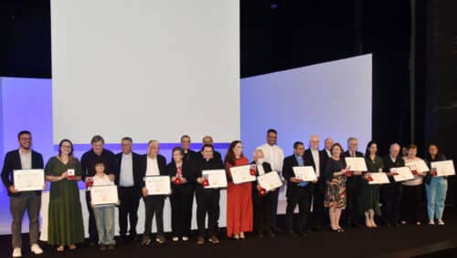 Contemplados com a Medalha São Paulo Apóstolo são reconhecidos por testemunho do Evangelho na cidade